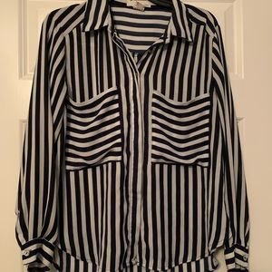 Sans Souci Woman’s Black White Stripe Blouse size Small